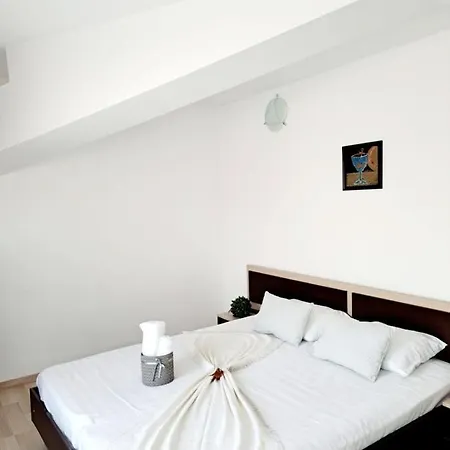 Veronica Hotel