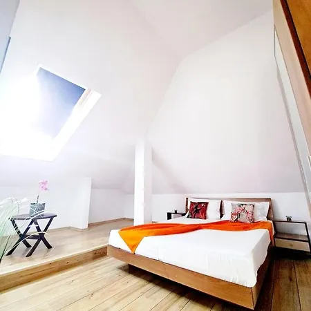 Hotel Veronica 3*